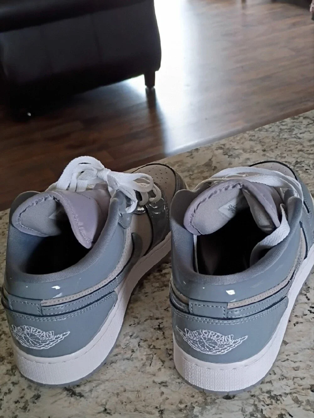 Jordan Low-Top Sneakers in Light Gray and Gray